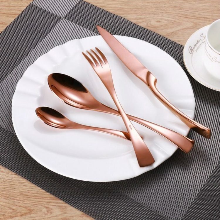 rose gold cutlery set